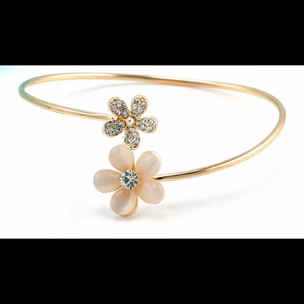 Flower crystal gold plated cuff